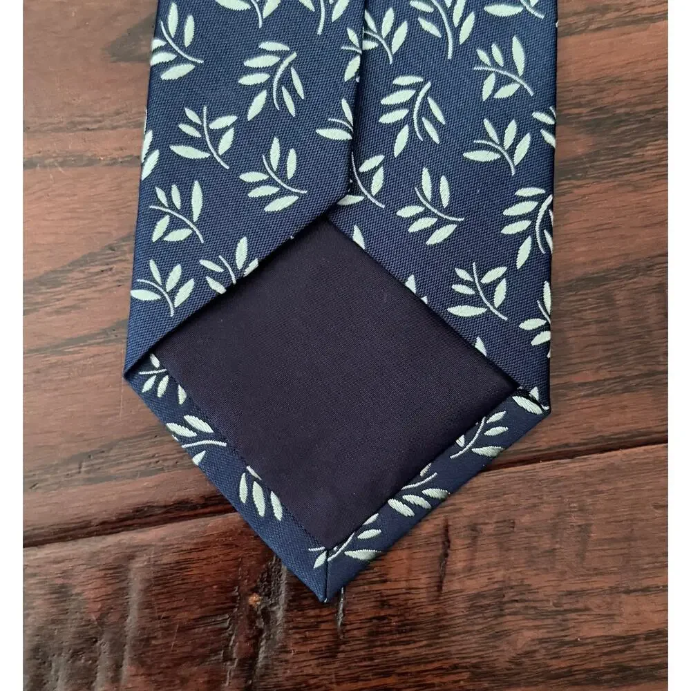 $325 NWT Charvet Paris Blue & Silver Branch Leaf Pattern 100% Silk Neck Tie